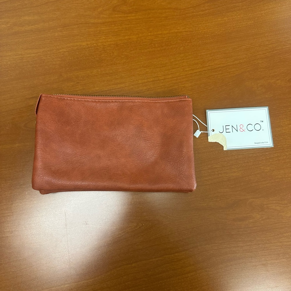NWT Jen & Co Wallet with Removable Crossbody Strap